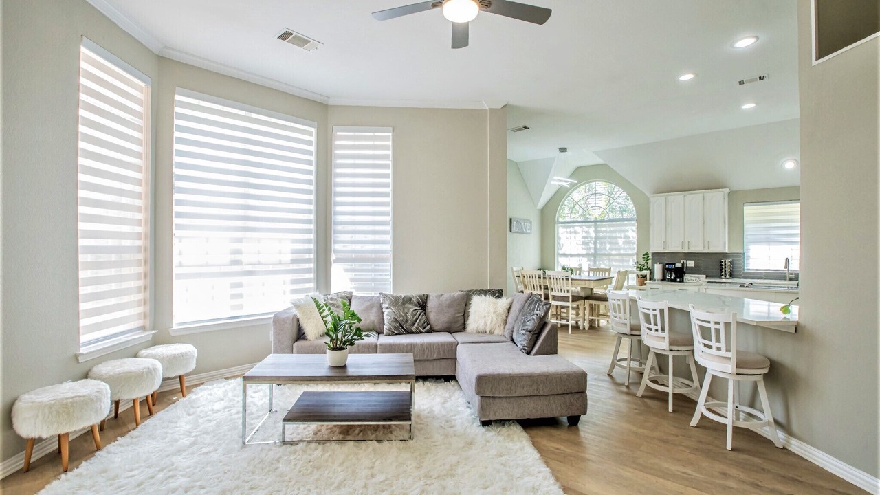 Photo of Livingroom in Valley Ranch