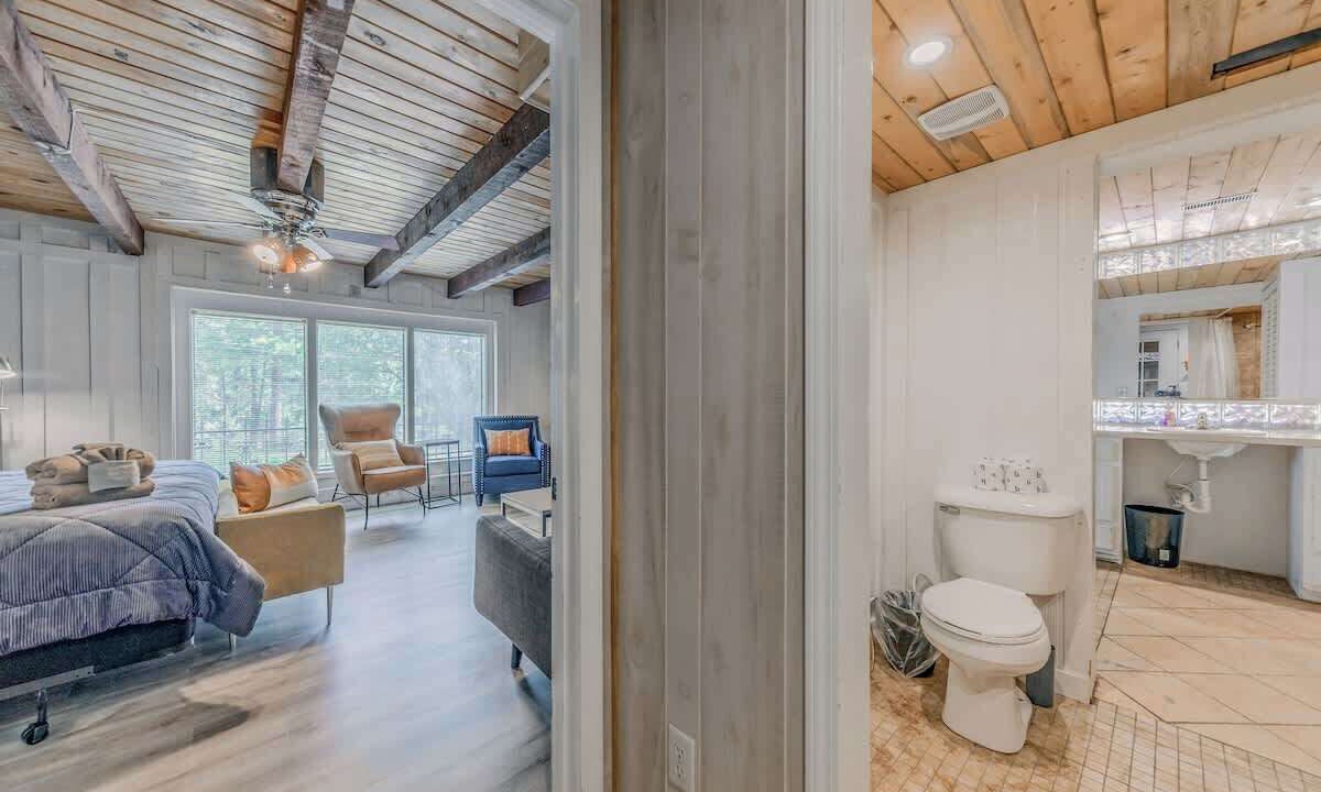 Photo of Bathroom in Alto