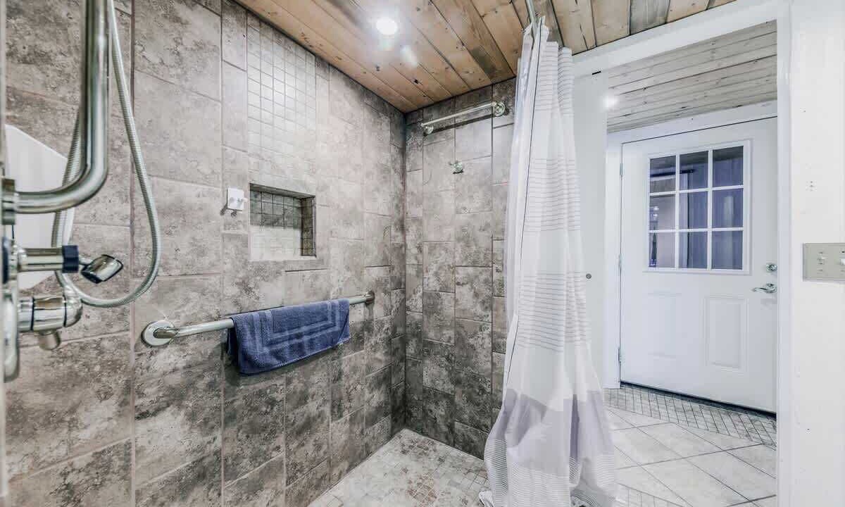 Photo of Bathroom in Alto