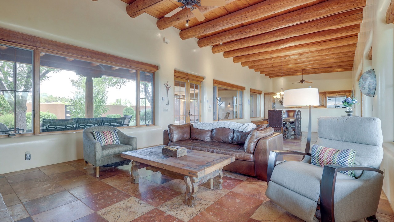 Photo of Livingroom in Santa Fe
