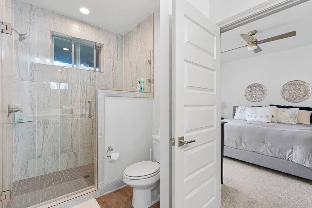 Photo of Bathroom in Point Venture