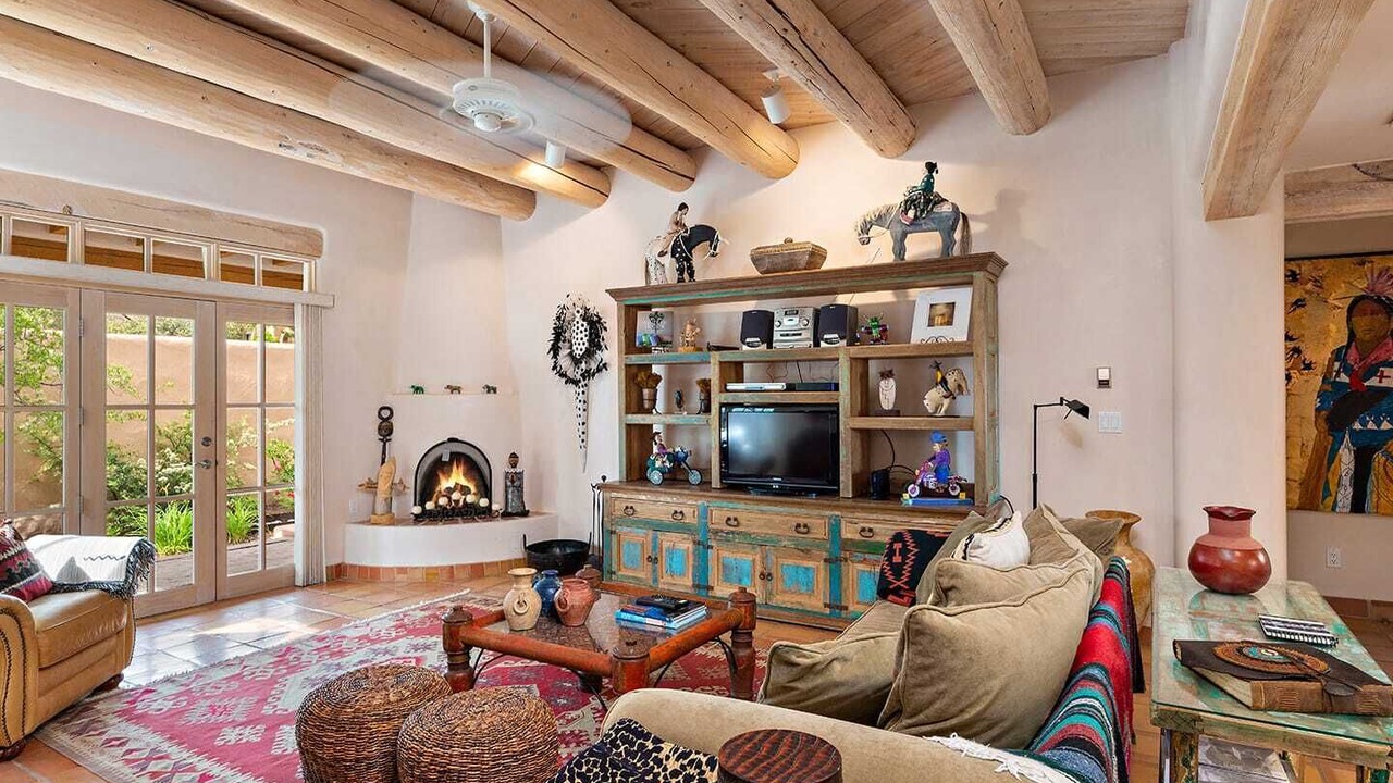Photo of Livingroom in Quail Run