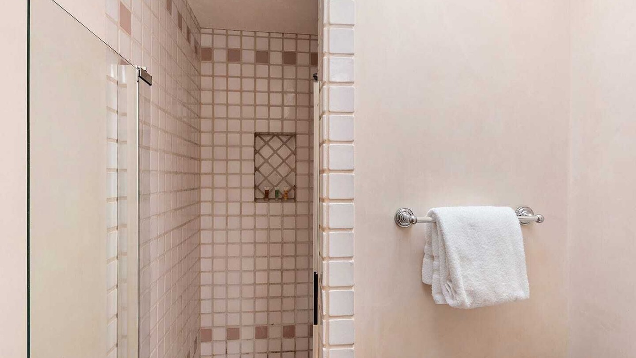 Photo of Bathroom in Quail Run