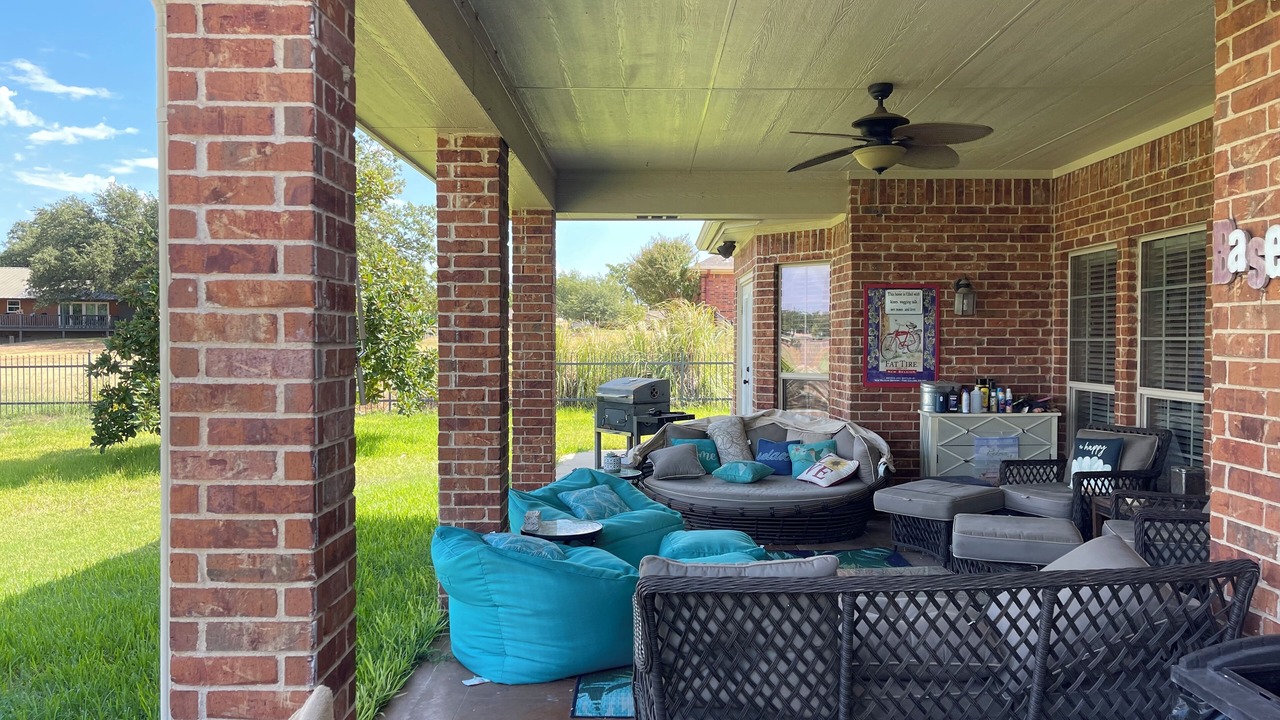 Photo of Patio Balcony in Gatesville