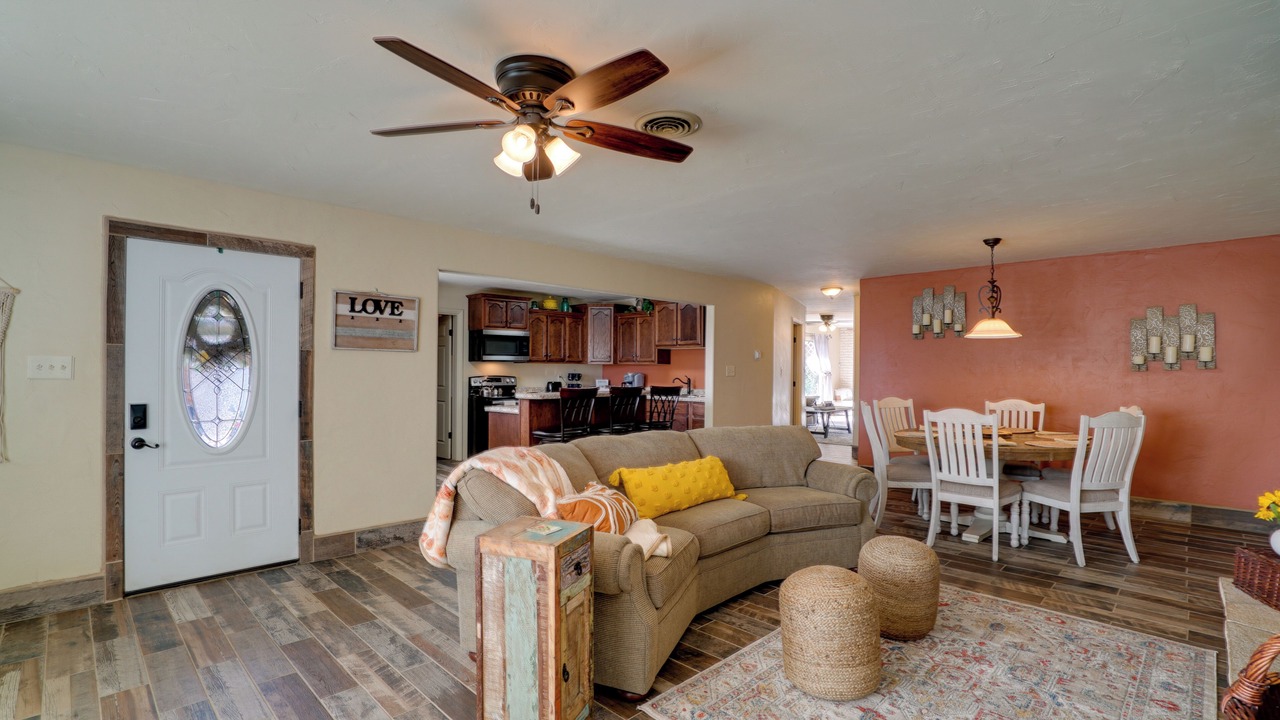 Photo of Livingroom in Tyrone