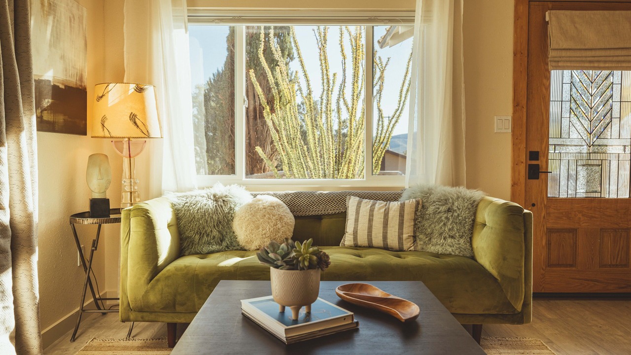 Photo of Livingroom in Truth or Consequences