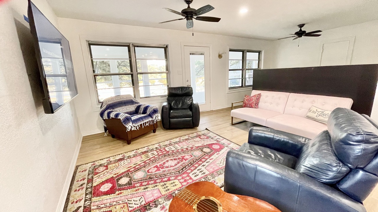 Photo of Livingroom in Jonestown