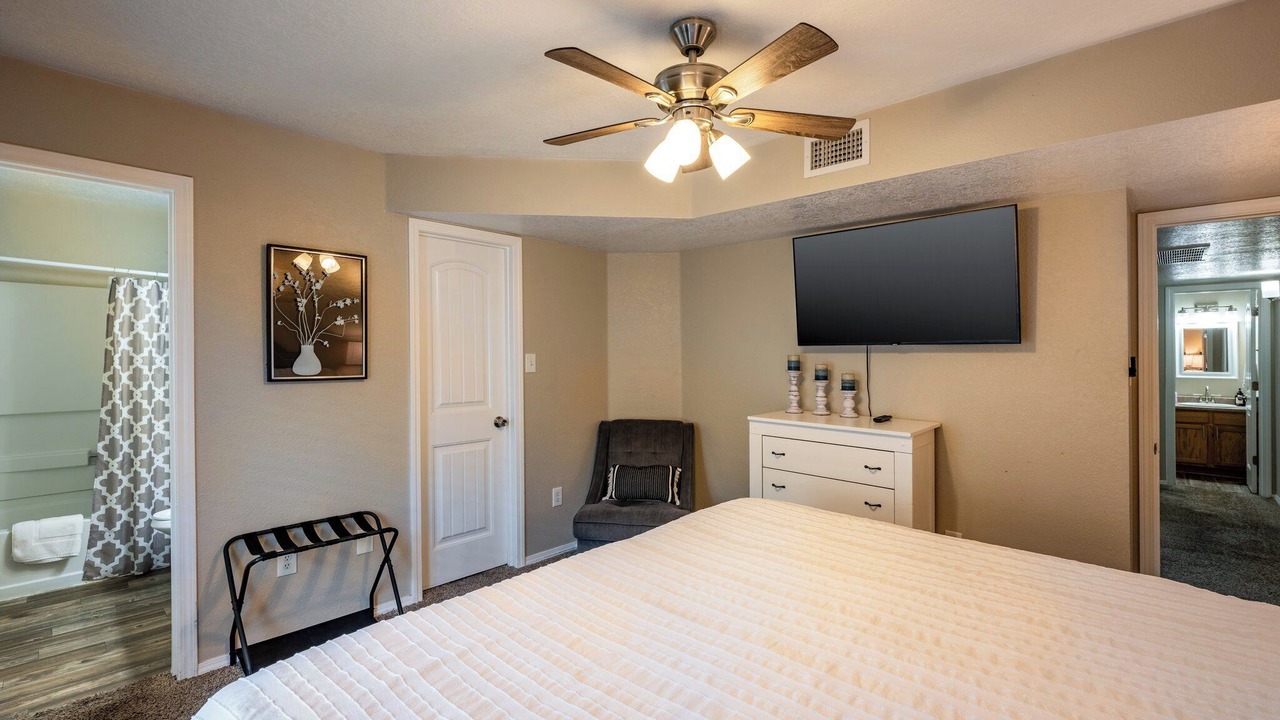 Photo of Bedroom in Westgate Heights