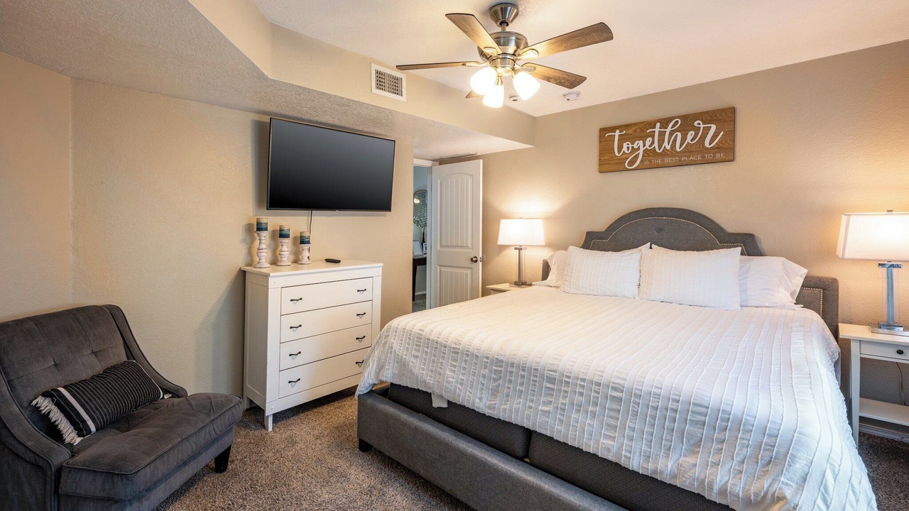 Photo of Bedroom in Westgate Heights