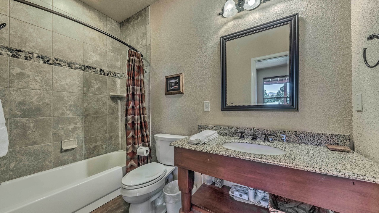 Photo of Bathroom in Ruidoso