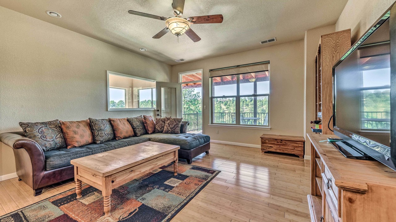 Photo of Livingroom in Ruidoso