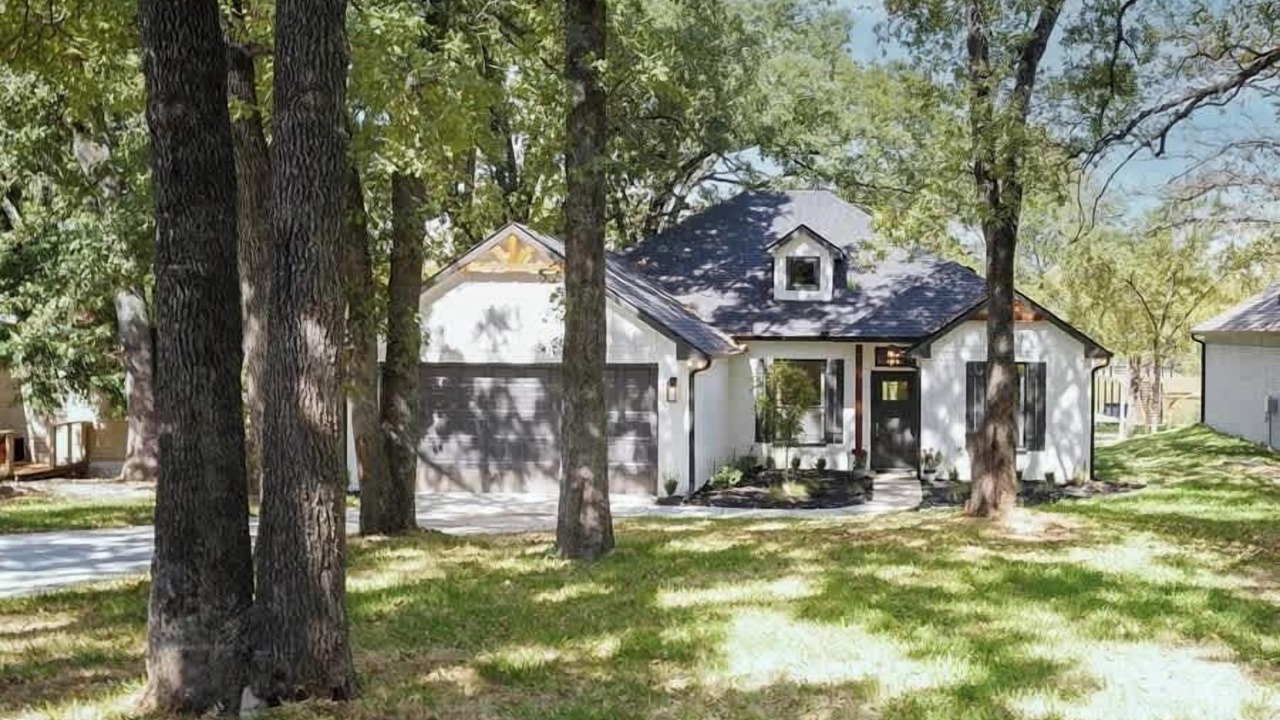 Photo of Outdoor in Gun Barrel City