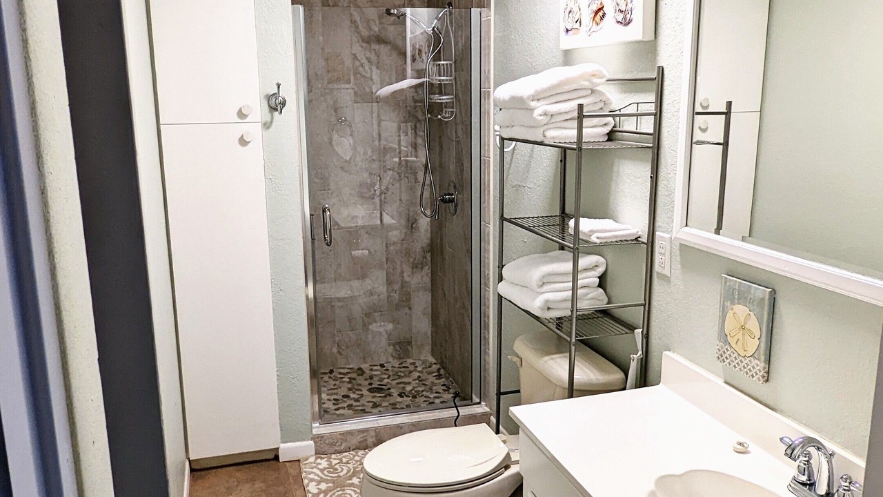 Photo of Bathroom in Leisure Land
