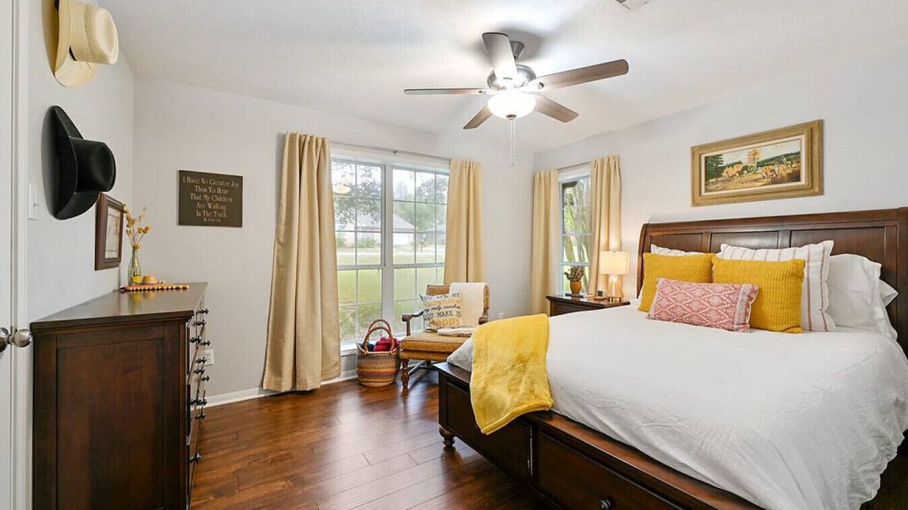 Photo of Bedroom in Rockwood Park Estates