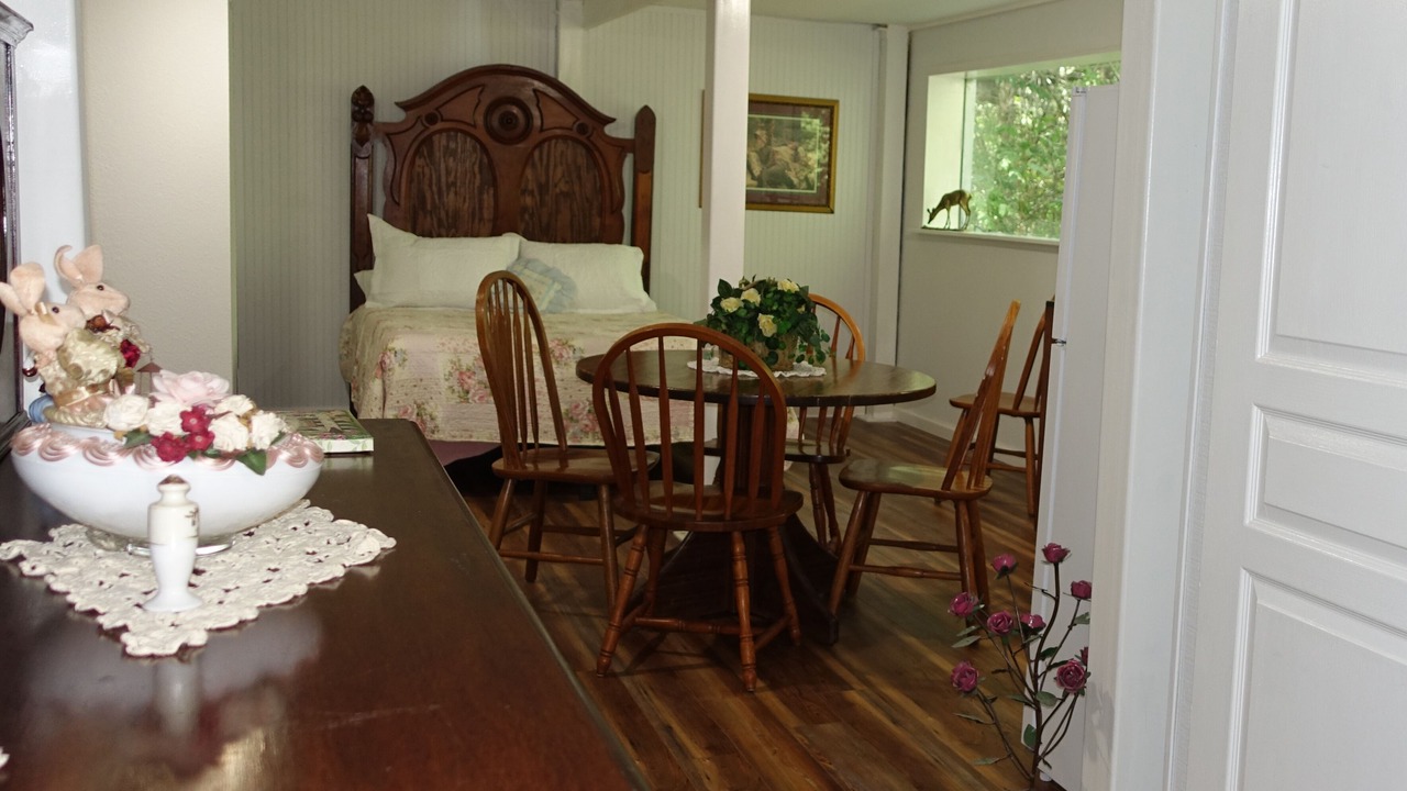 Photo of Bedroom in Round Top
