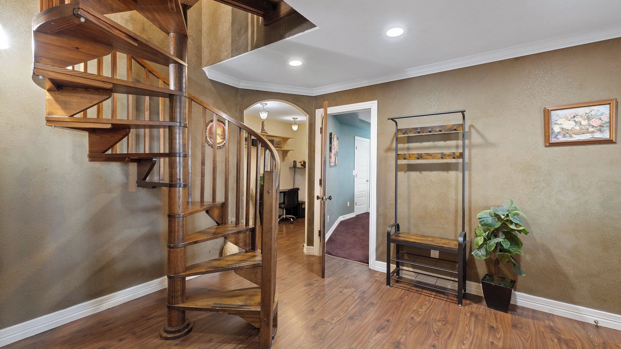 Photo of Bedroom in Oatmeal