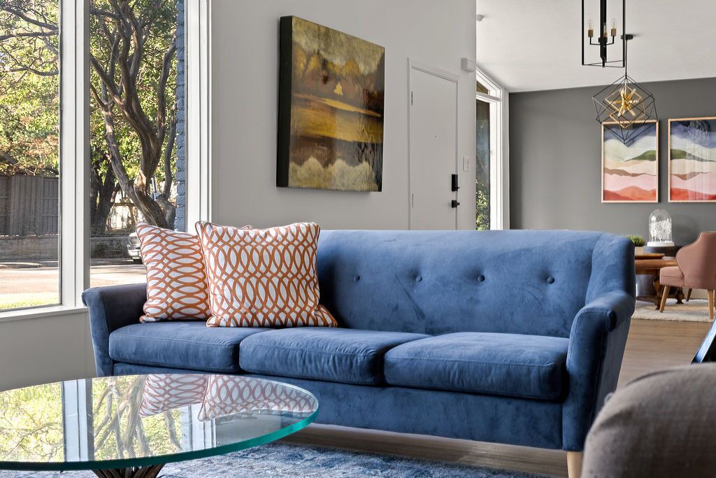 Photo of Livingroom in North Dallas
