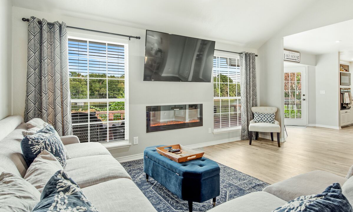 Photo of Livingroom in Mineola