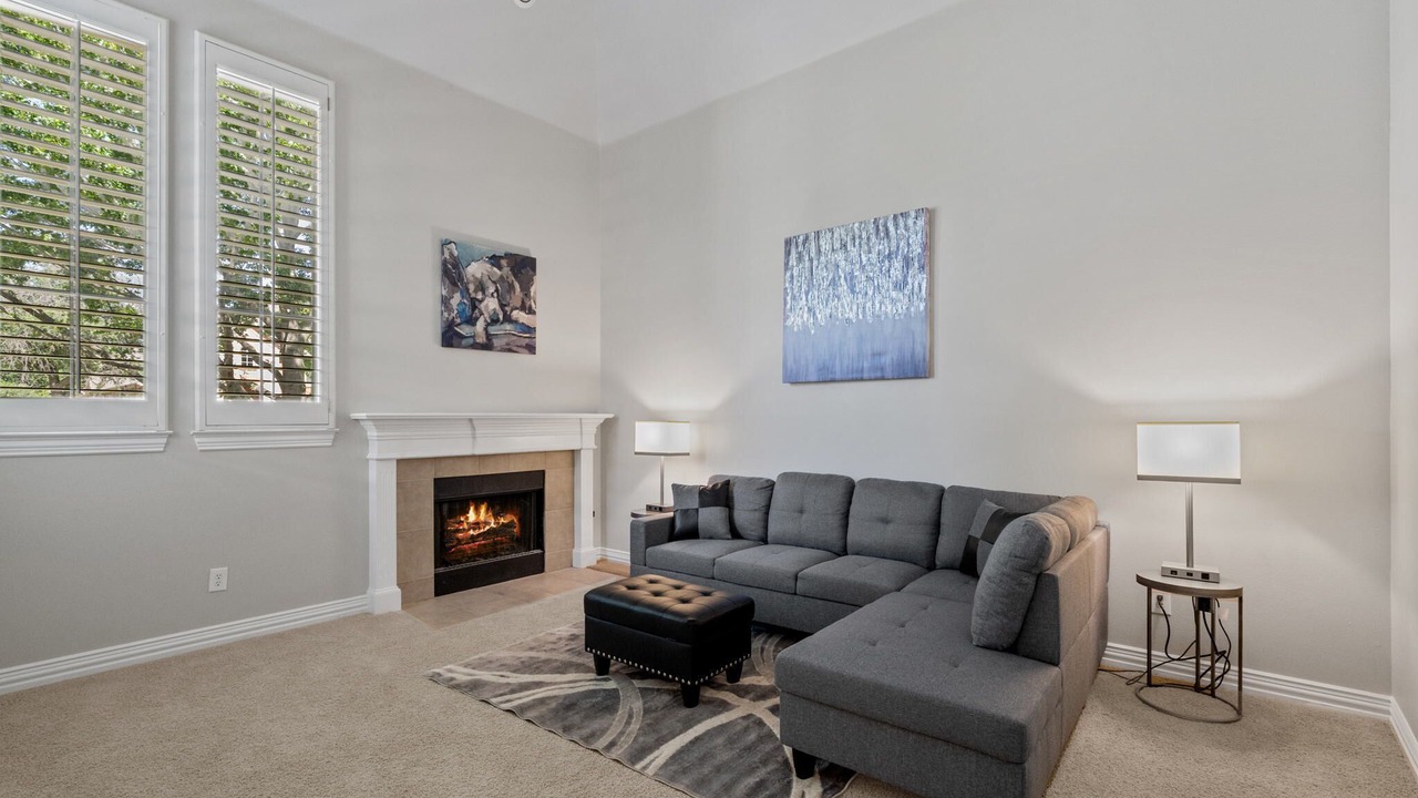 Photo of Livingroom in Murphy