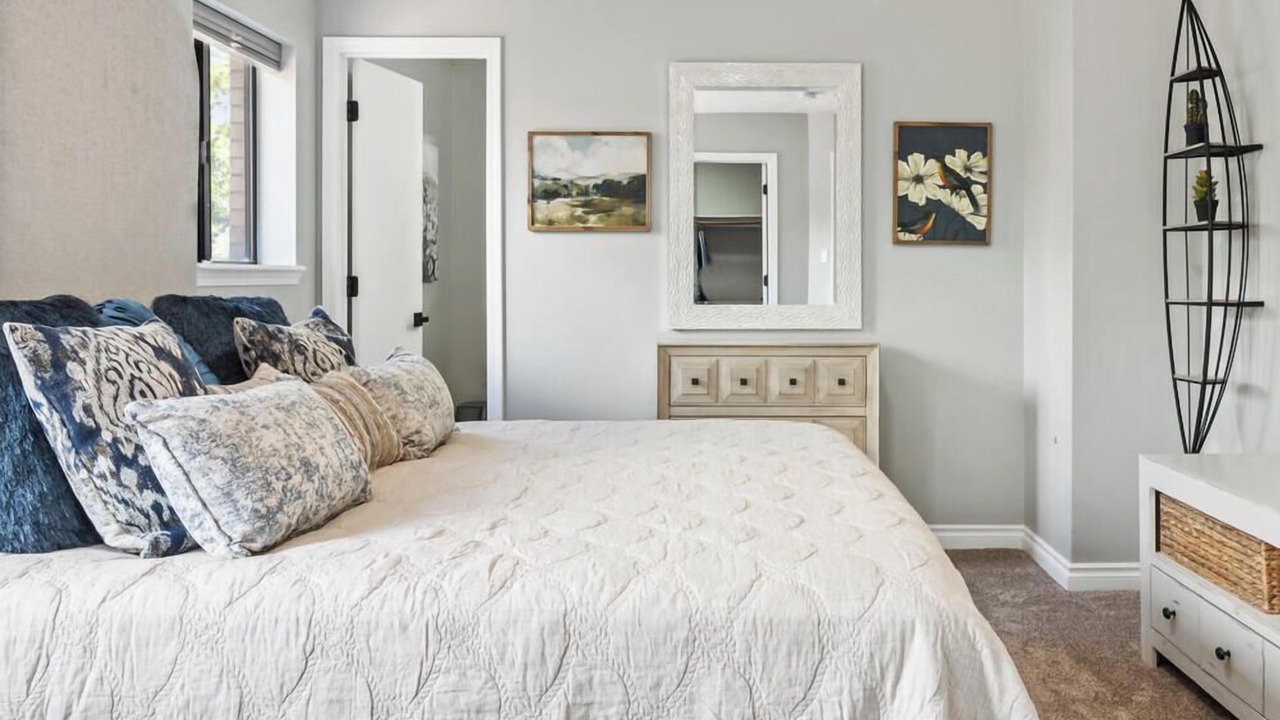 Photo of Bedroom in Paradise Hills Civic