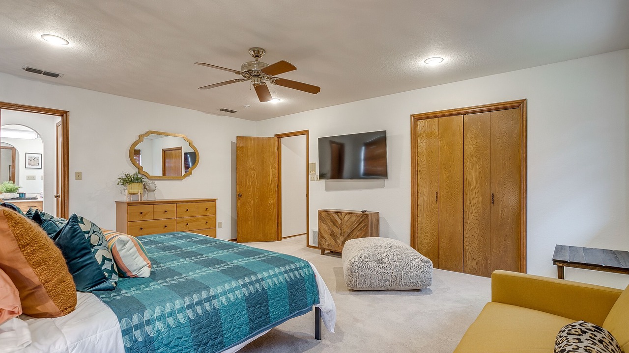 Photo of Bedroom in Granbury