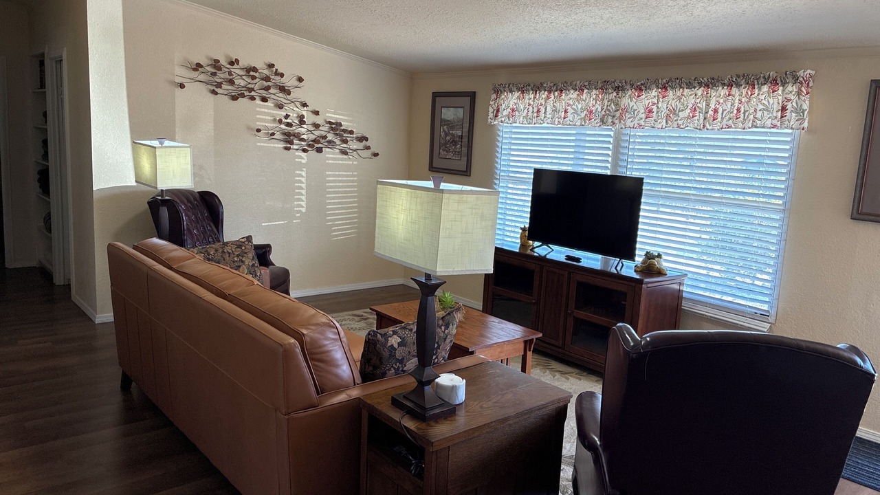 Photo of Livingroom in Farmington