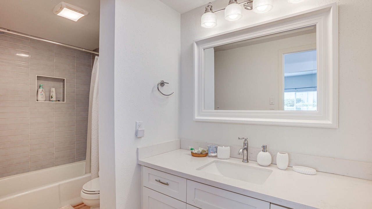 Photo of Bathroom in April Sound
