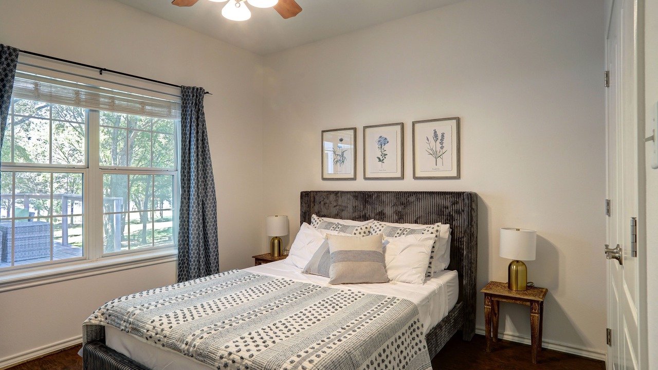 Photo of Bedroom in Emory