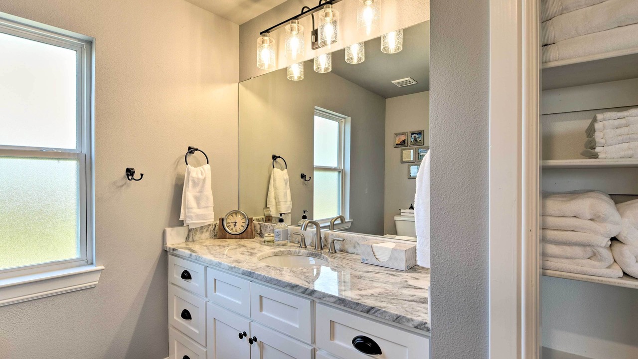 Photo of Bathroom in Granbury