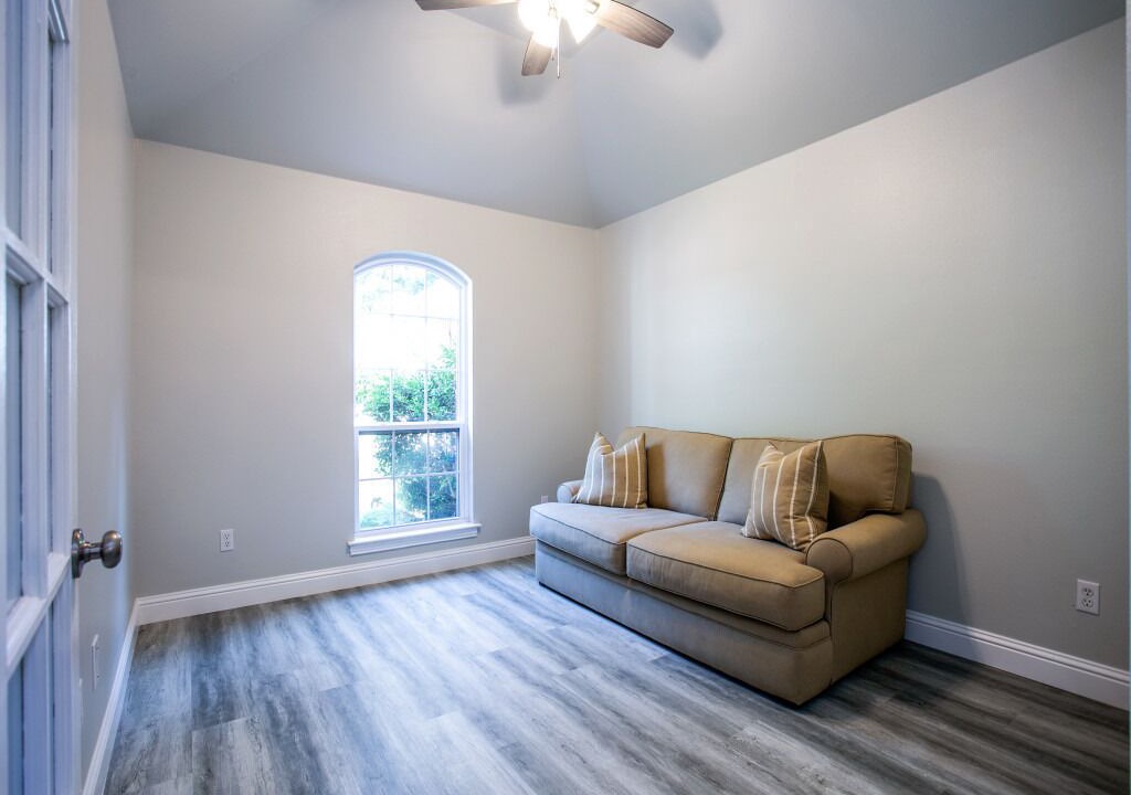 Photo of Livingroom in Flower Mound