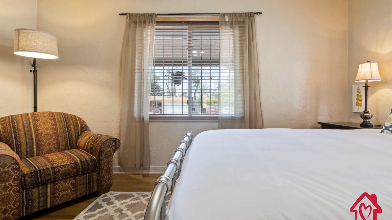 Photo of Bedroom in Nob Hill