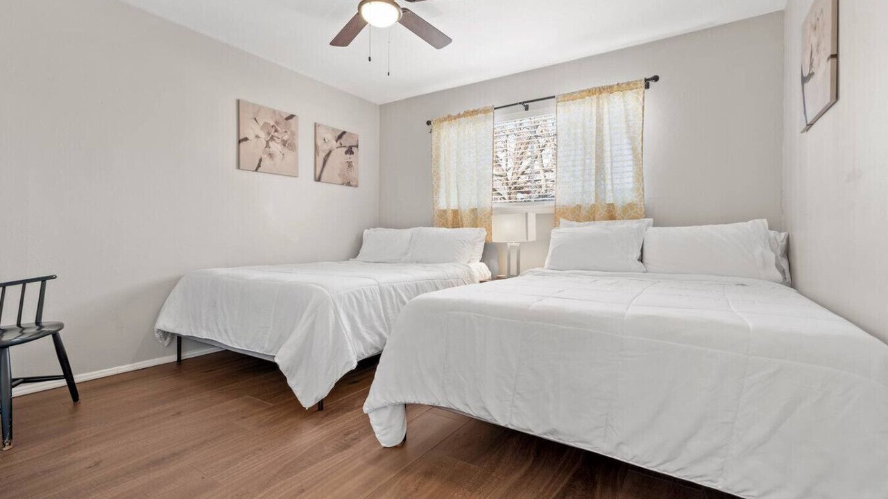Photo of Bedroom in Central Arlington