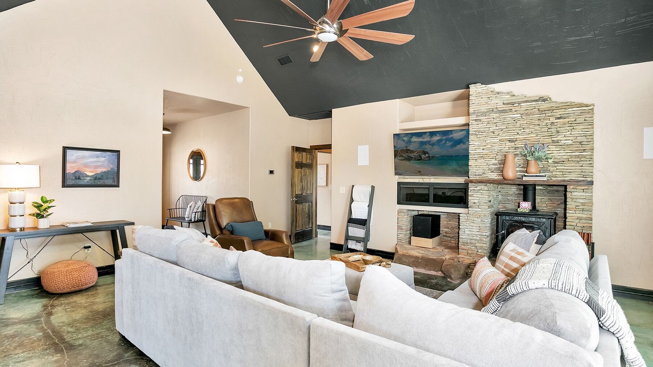 Photo of Livingroom in Fredericksburg
