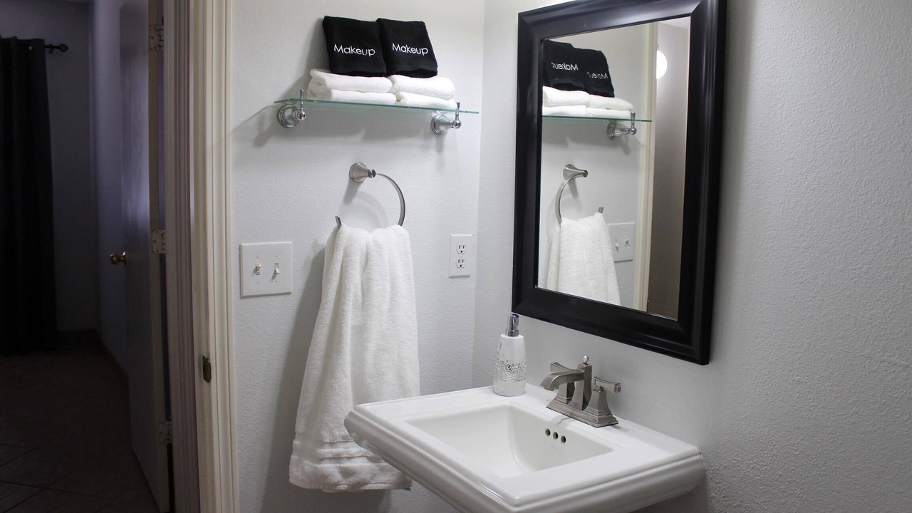 Photo of Bathroom in Albuquerque