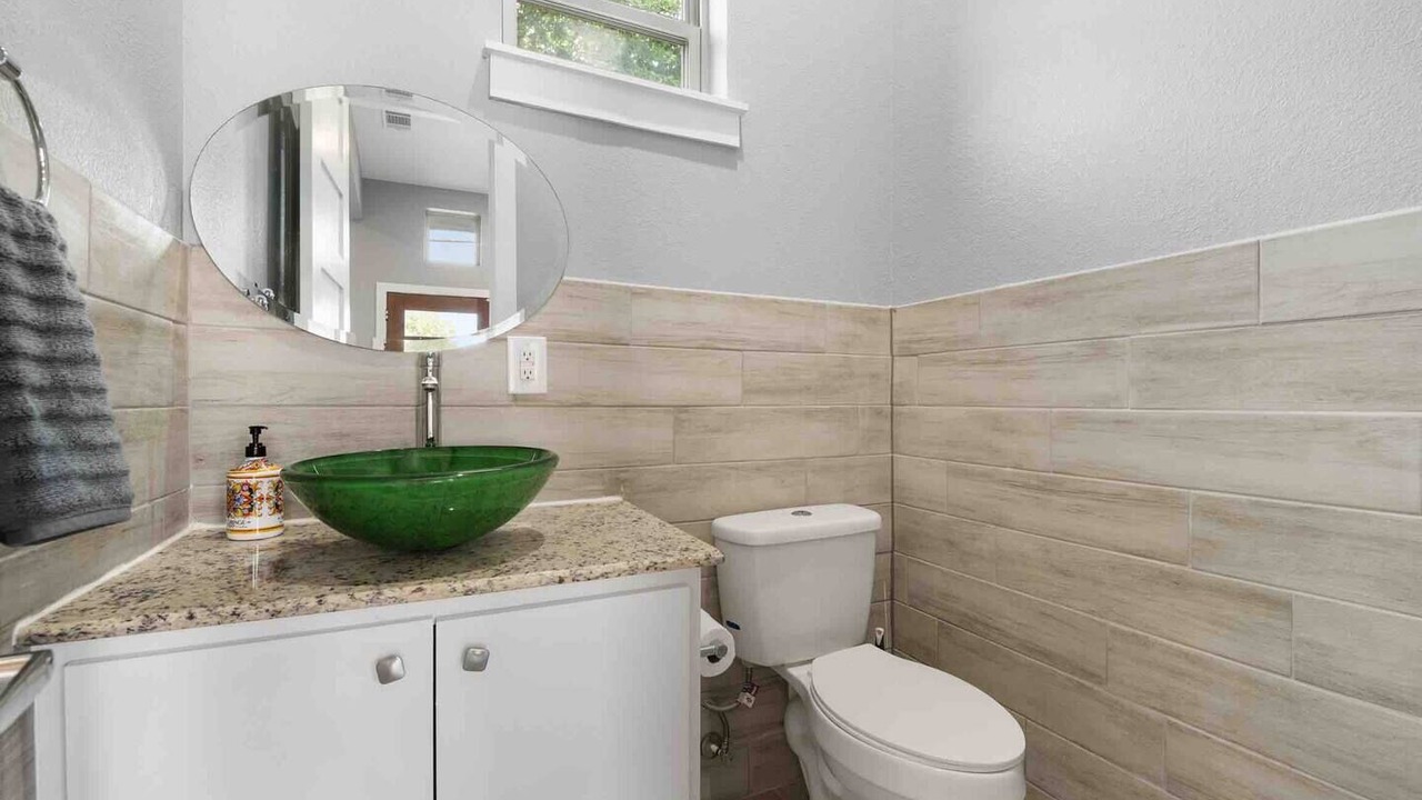 Photo of Bathroom in West Dallas