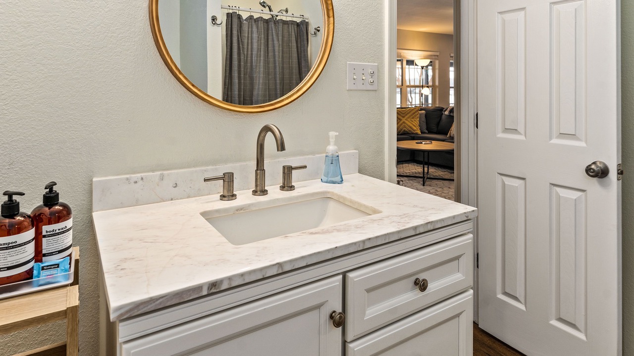 Photo of Bathroom in Kemp