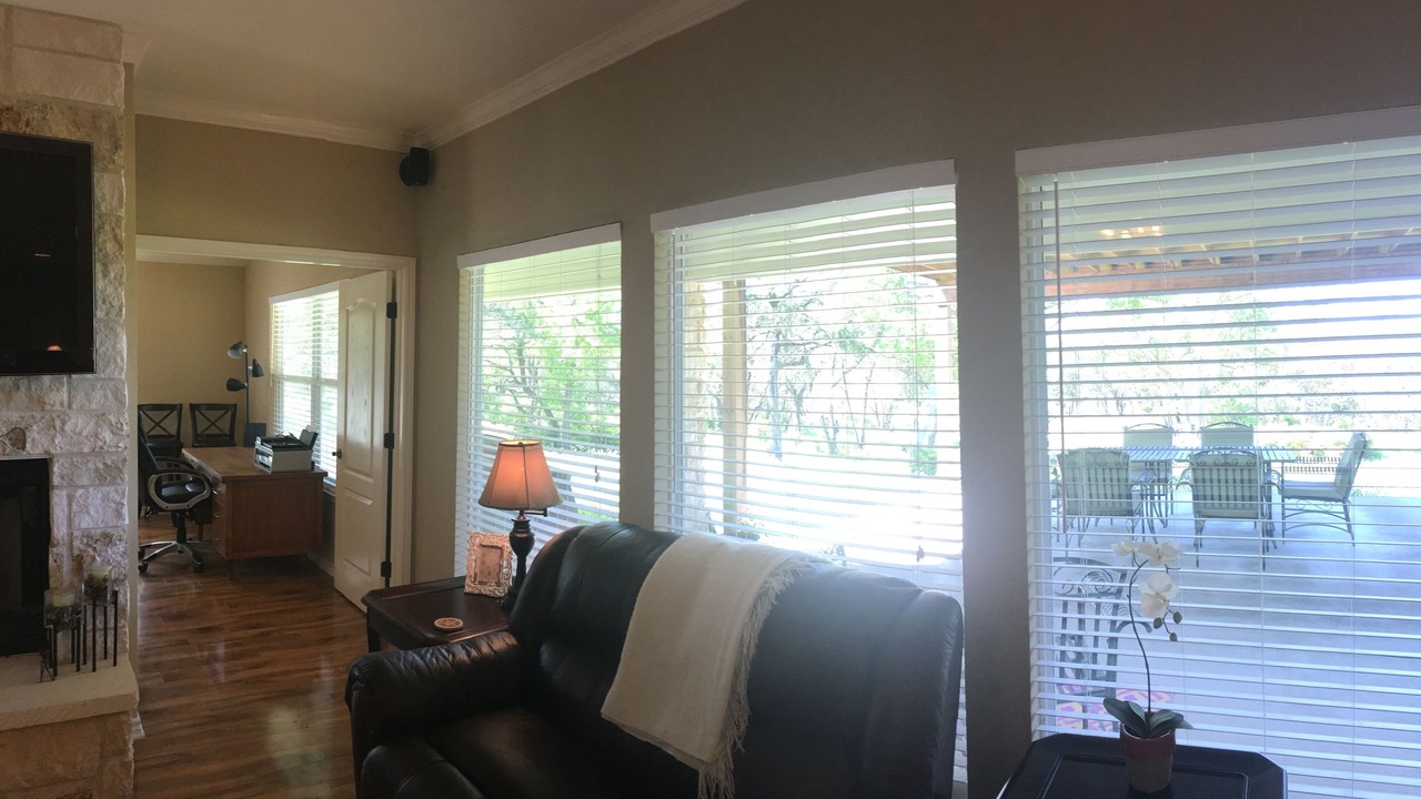 Photo of Livingroom in Morgans Point Resort