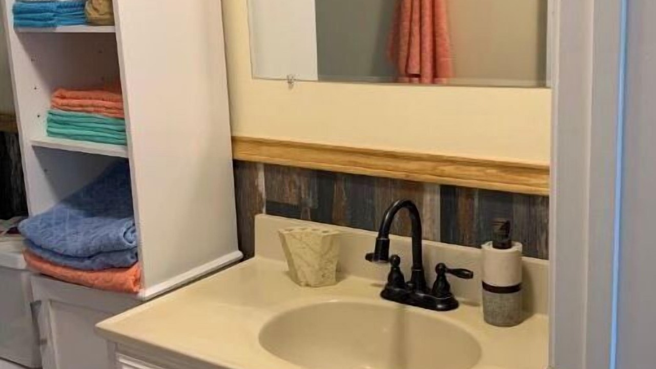 Photo of Bedroom in Crockett