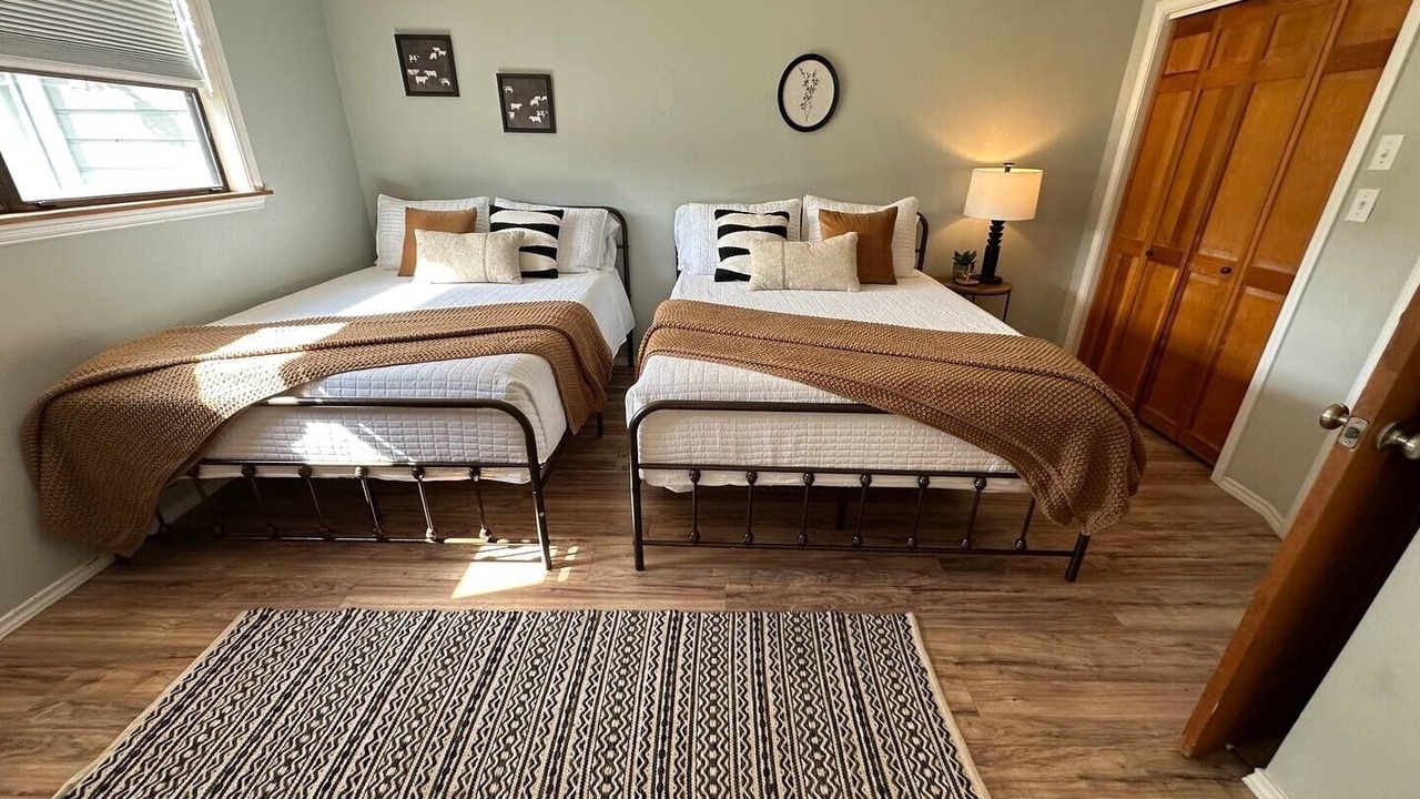 Photo of Bedroom in Harper