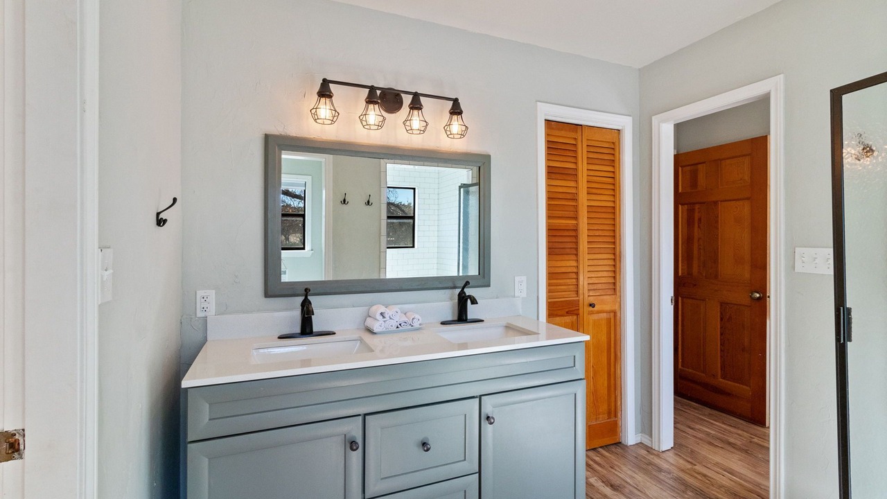 Photo of Bathroom in Harper