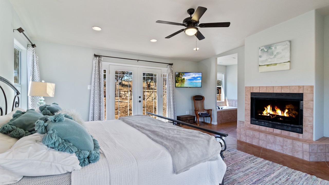 Photo of Bedroom in Harper