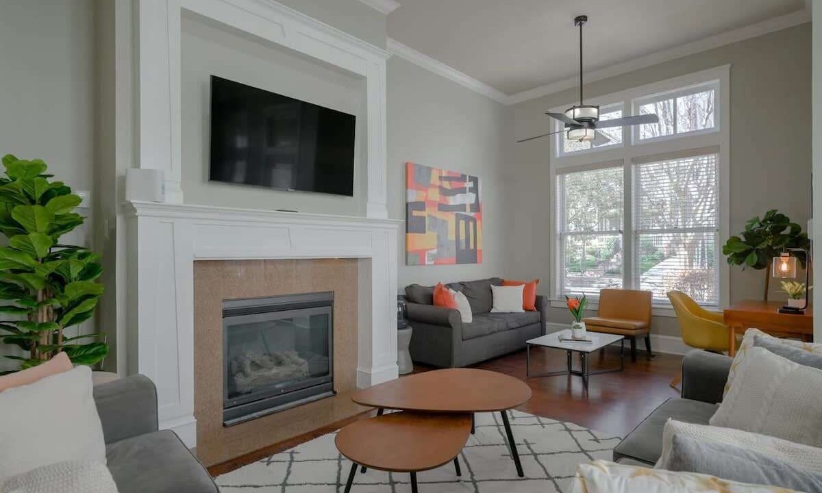 Photo of Livingroom in Uptown