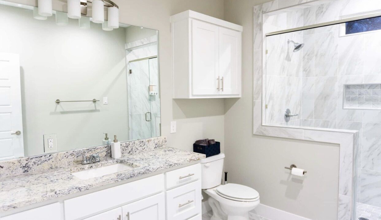 Photo of Bathroom in West Dallas