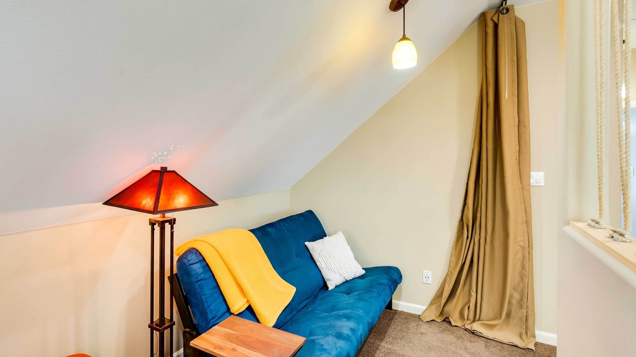 Photo of Livingroom in Dennis