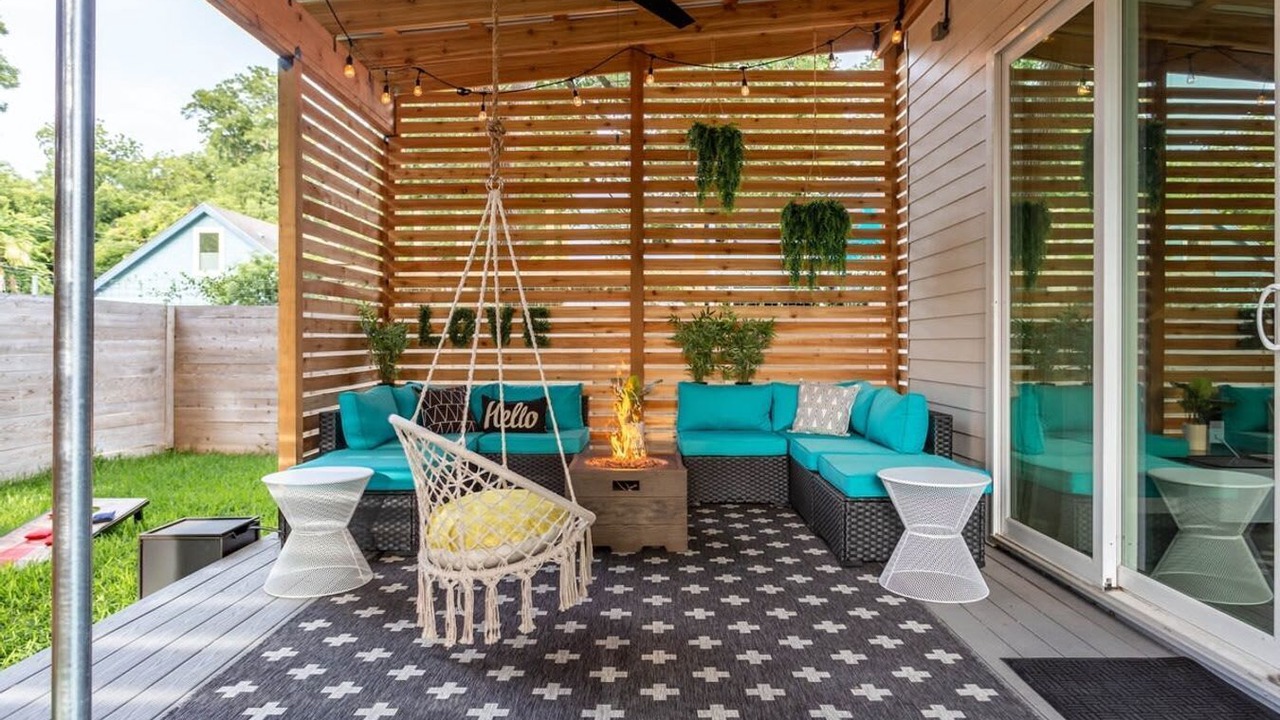 Photo of Outdoor in East Cesar Chavez