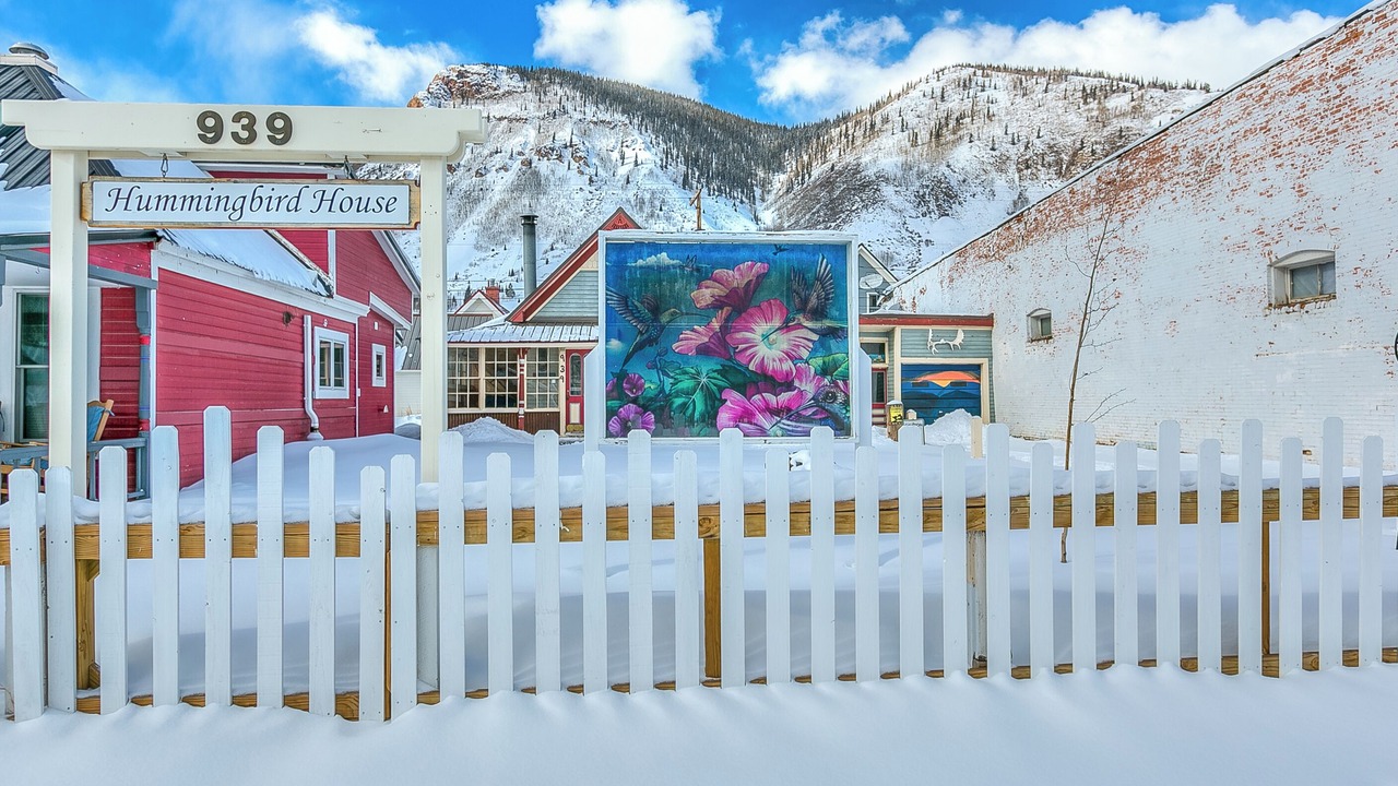 Photo of Others in Silverton