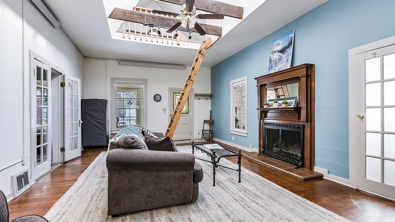 Photo of Livingroom in Silverton