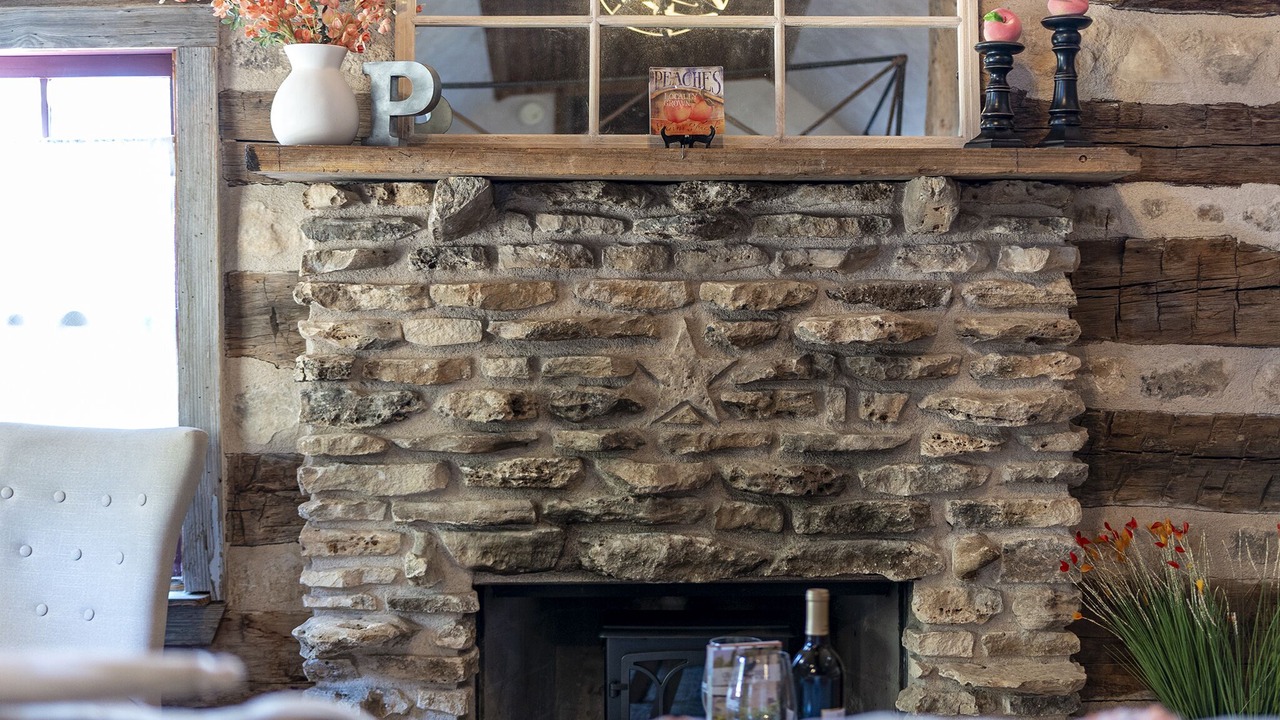 Photo of Livingroom in Fredericksburg