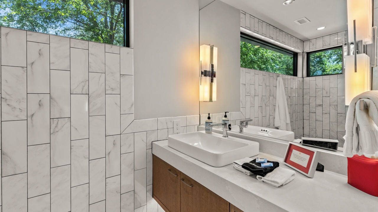 Photo of Bathroom in Malakoff