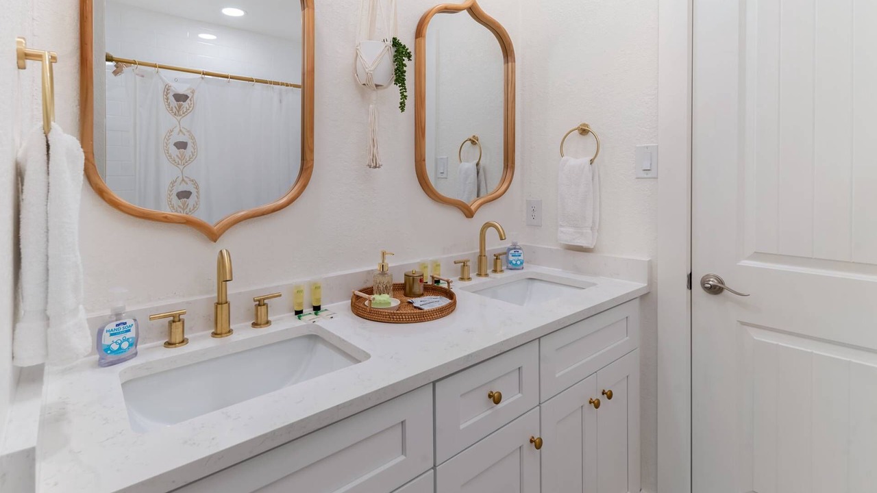 Photo of Bathroom in South Creek